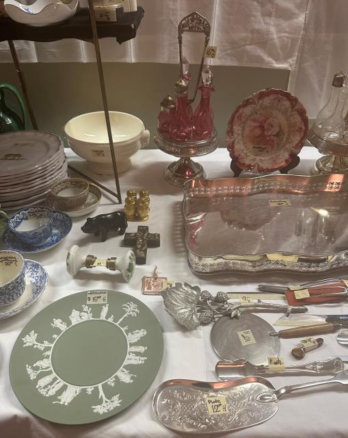 Jeff Hamlin Estate Sales Photo Gallery